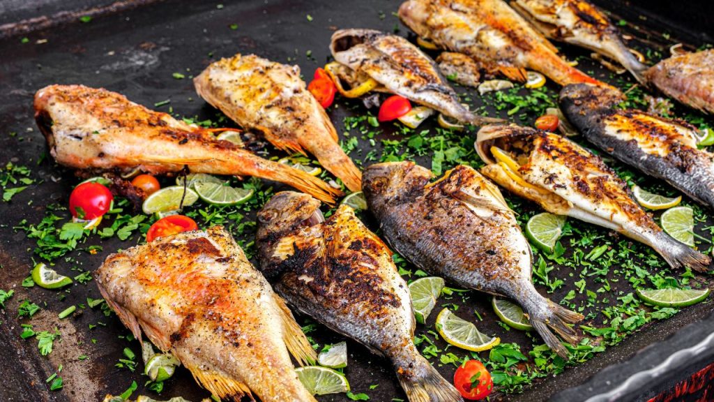 healthy cooked fish conducive to weight loss