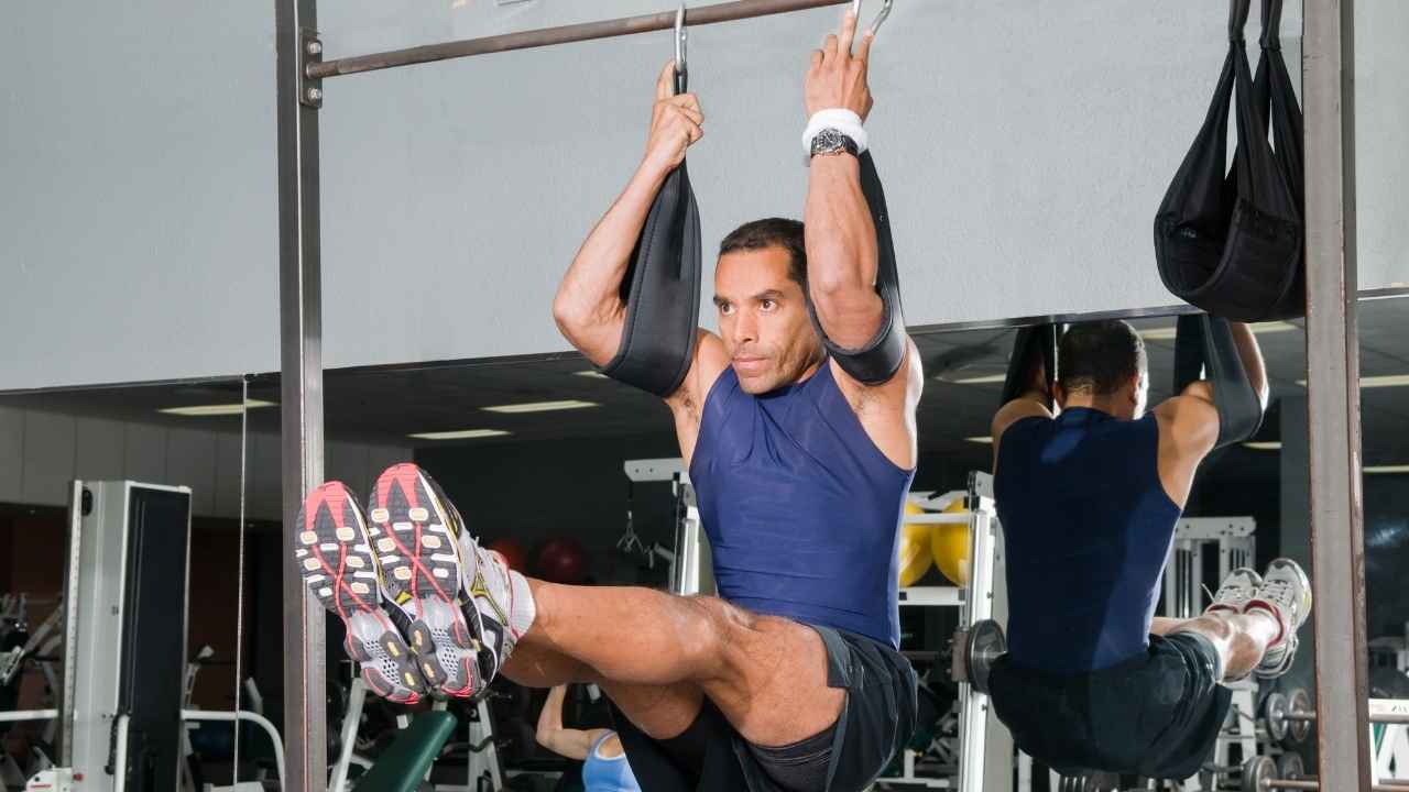Benefits of Building a Strong Core - Bulletproof core gym workouts