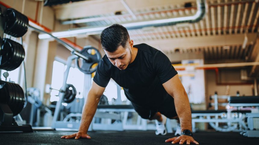Unlock Your Best Body: 7 Secrets of Daily Push-Ups Revealed!
